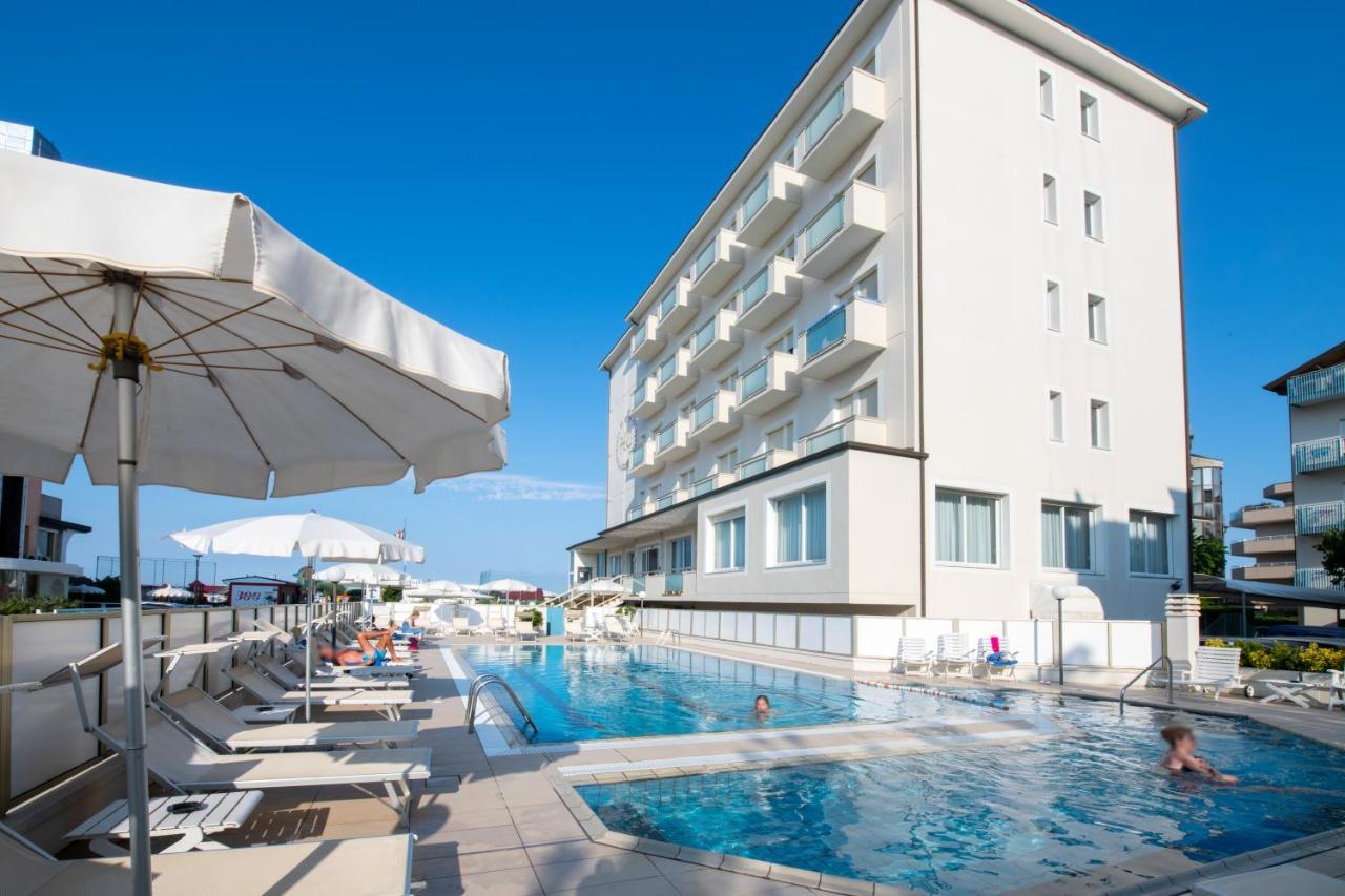Hotel Continental Milano Marittima Esterno foto