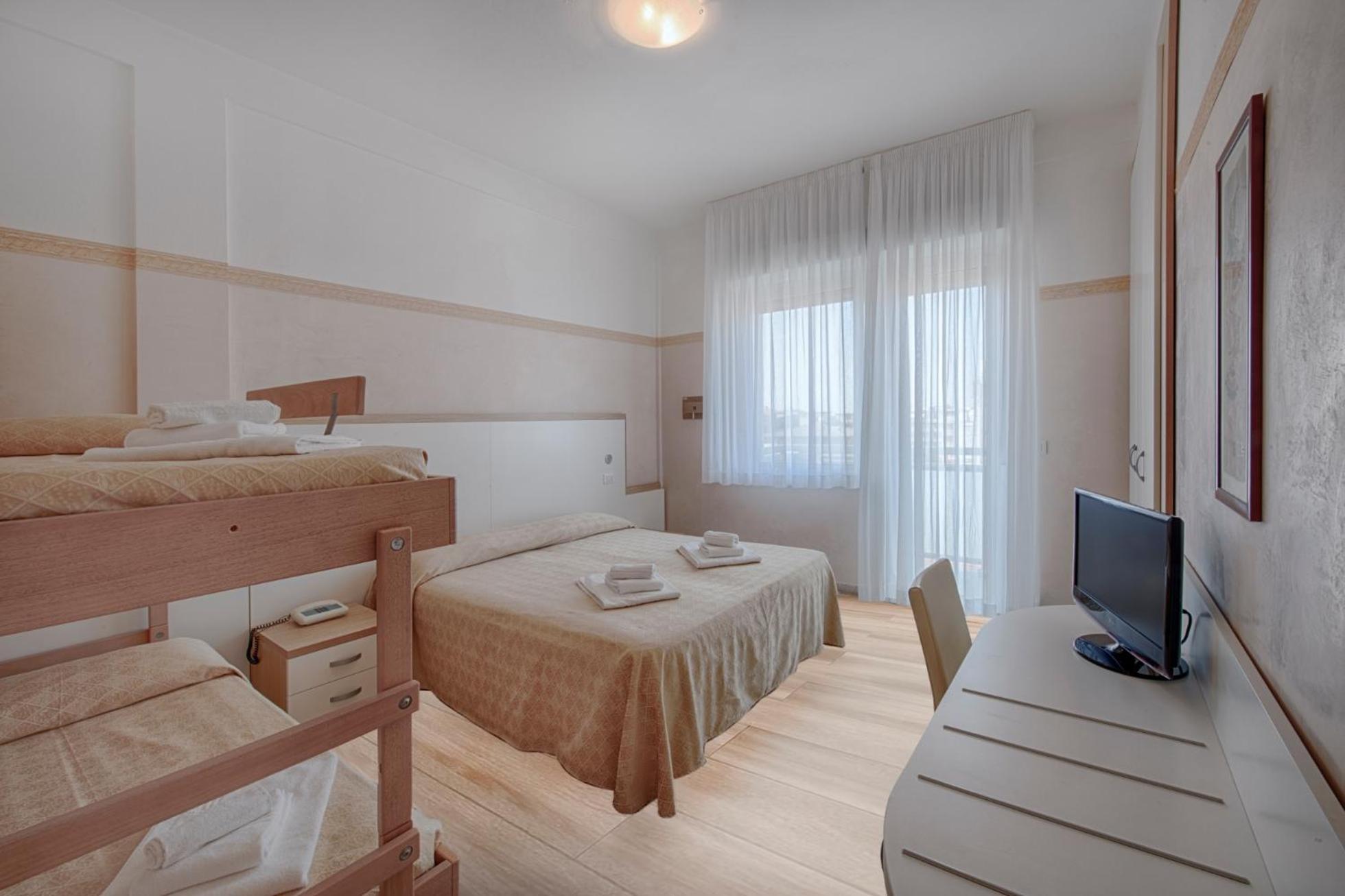 Hotel Continental Milano Marittima Esterno foto